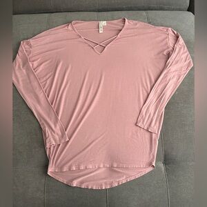 Women's Francesca's Jolie Light Pink Long Sleeve Tee